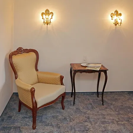 Hotel Rex-2
